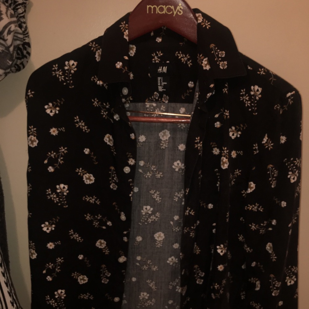 H&M flowery button up